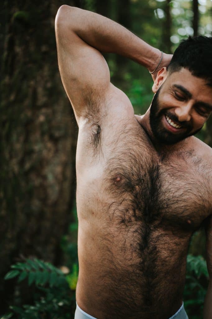 48 Photos Liberating The Male Form With Tasty Smut - Gayety