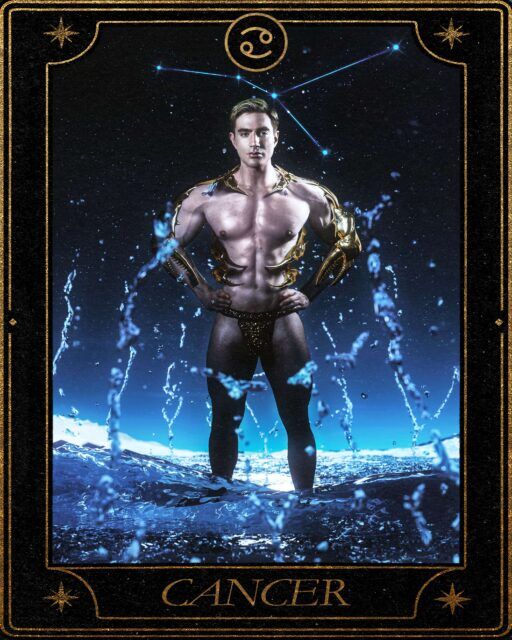 Le Queer Zodiac transforme l'astrologie en portraits queer intimes, fusionnant mythologie, mode et sensualité grâce à une collaboration LGBTQ+. Photo : Thomas Mundell