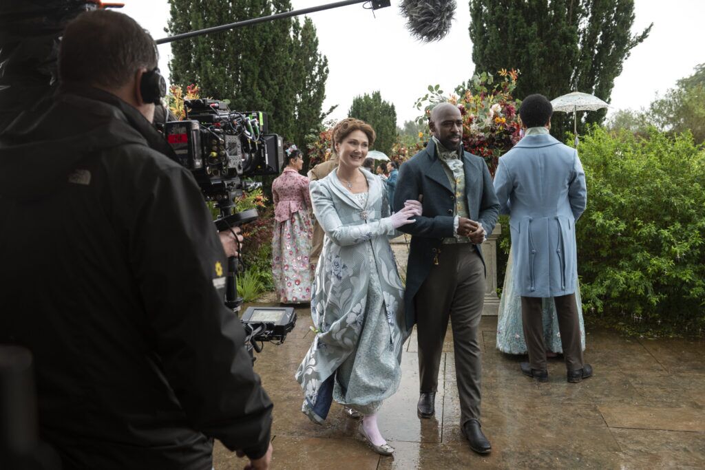 Bridgerton. (L to R) Ruth Gemmell as Lady Violet Bridgerton, Daniel Francis as Lord Anderson in episode 403 of Bridgerton. Cr. Liam Daniel/Netflix © 2025