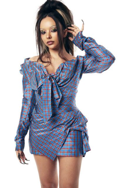 OUTLOUD Music Festival revient à WeHo Pride 2026 avec les têtes d'affiche The Pussycat Dolls, Ava Max et JADE ainsi que FLO, Ashlee Simpson, MNEK et plus encore.