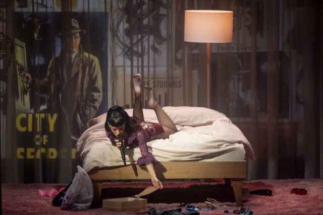 Lily Allen joue West End Girl au Orpheum Theatre le 26 avril 2026 à Los Angeles, Californie.