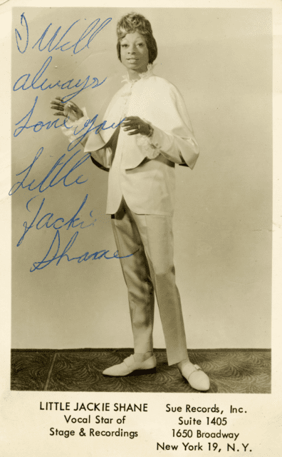 De nouveaux documentaires LGBTQ mettent en lumière Jackie Shane et Barbara Hammer, récupérant l'héritage queer à travers une narration intime et le pouvoir de l'archive.