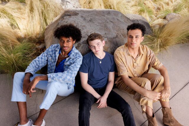 L'épisode 4 « Sharing Space » du Trevor Project met en lumière comment le soutien communautaire façonne la santé mentale des jeunes LGBTQ+, avec les idées de Nolan Scott.