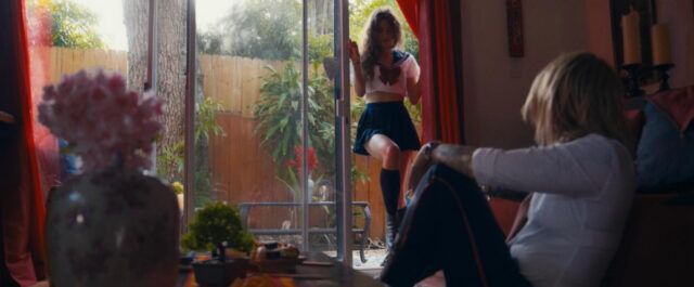 Keeana Kee sort « WASABI » avec DJ Citizen Jane, un hymne saphique audacieux qui fera ses débuts lors de la Semaine de la visibilité lesbienne. Regardez la vidéo.