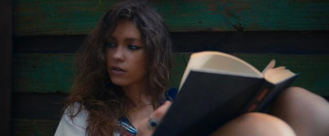 Keeana Kee sort « WASABI » avec DJ Citizen Jane, un hymne saphique audacieux qui fera ses débuts lors de la Semaine de la visibilité lesbienne. Regardez la vidéo.