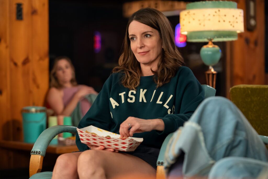 THE FOUR SEASONS, SEASON 2. Tina Fey as Kate in Episode 202 of The Four Seasons, Season 2. Cr. Emily V. Aragones/Netflix © 2025