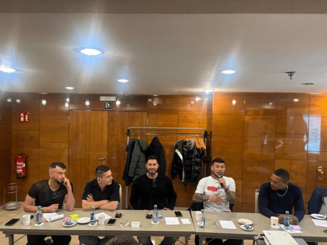 Q Collab de Mpact Global s'associe aux créateurs d'OnlyFans pour promouvoir la PrEP, la sensibilisation au VIH et la santé sexuelle queer avant SIDA 2026.