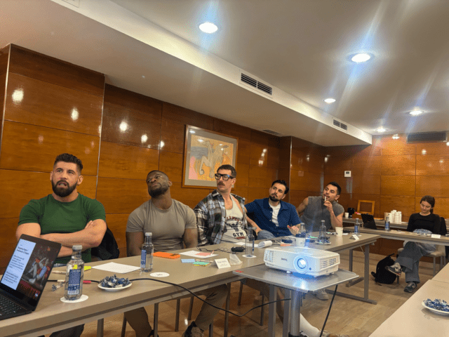 Q Collab de Mpact Global s'associe aux créateurs d'OnlyFans pour promouvoir la PrEP, la sensibilisation au VIH et la santé sexuelle queer avant SIDA 2026.