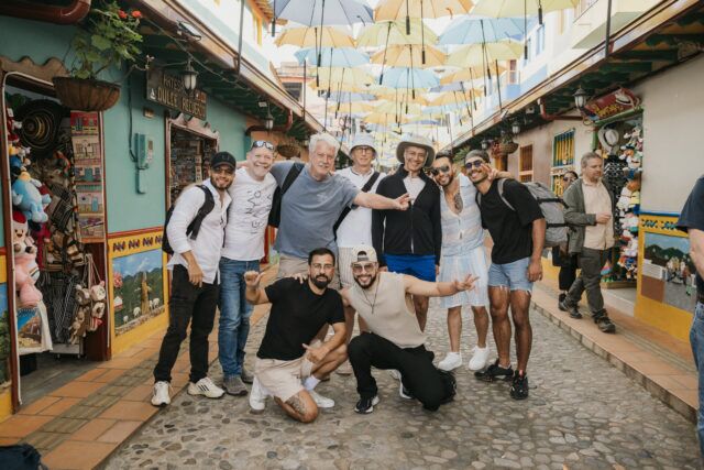 Queer Scout et OUT en Colombie répondent à un procès fédéral de Scouting America, présentant l'affaire comme un combat du Mois de la fierté pour la visibilité et l'utilisation de la marque.