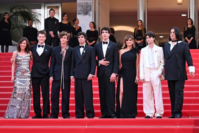 L-R) Lola Dueñas, Miguel Bernardeau, Guitarricadelafuente, Javier Ambrossi, Javier Calvó, Penélope Cruz, Milo Quifes and Carlos González attend the "La Bola Negra" screening during the 79th annual Cannes Film Festival at Palais des Festivals on May 21, 2026 in Cannes, France. 