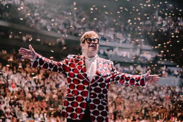Elton John reviendra à Mexico pour deux représentations d'adieu en octobre prochain, ses premiers spectacles dans la ville en 14 ans. Voici comment obtenir des billets.