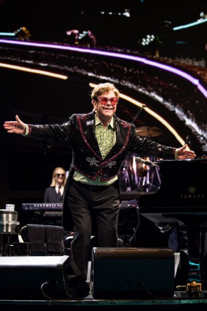 Elton John reviendra à Mexico pour deux représentations d'adieu en octobre prochain, ses premiers spectacles dans la ville en 14 ans. Voici comment obtenir des billets.