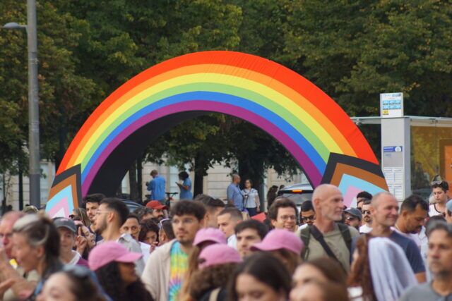 Vivez la Porto Pride du 11 au 13 septembre. Découvrez son évolution, sa place historique et les offres exclusives YOTEL dans le nord du Portugal.