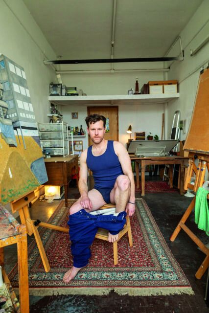 Le photographe Adrian Lourie s'entretient avec Gayety pour discuter de 16 années de viande, de tournage de 800 hommes non retouchés et de capture de la culture queer authentique.