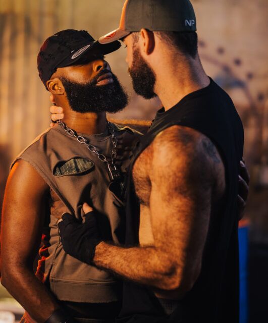 Honey Davenport et Yves Mathieu en tête d'affiche de l'automne 2026 de Nasty Pig "Remplacement du système" campagne, capturant la vie nocturne new-yorkaise et la mode de la sous-culture brute.